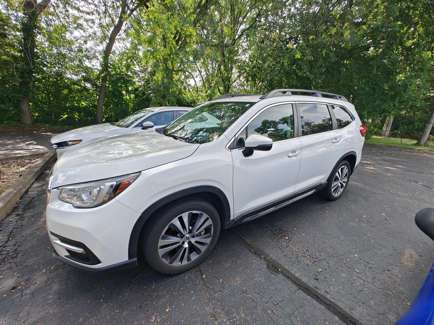White Subaru Ascent detailed and gleaming after exterior service